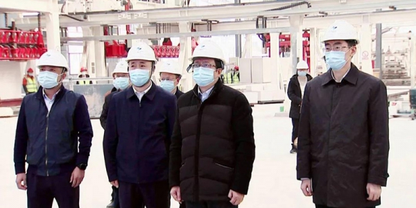 市委書記慕新海蒞臨宏量基筑實地調(diào)研！